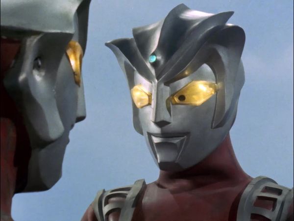 Ultraman Leo - Fly Leo Brothers, Save The Space Base!