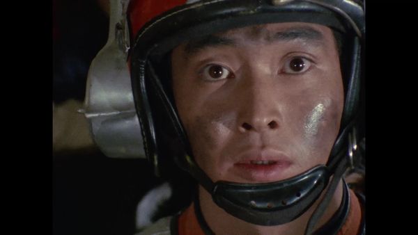 Ultraman Leo - Terror Of The Saucer Race Series - MAC Annihilated! The Flying Saucer Is A Living Creature
