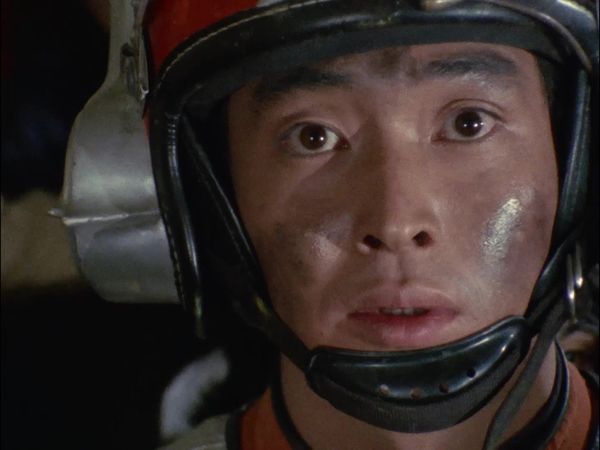 Ultraman Leo - Terror Of The Saucer Race Series - MAC Annihilated! The Flying Saucer Is A Living Creature