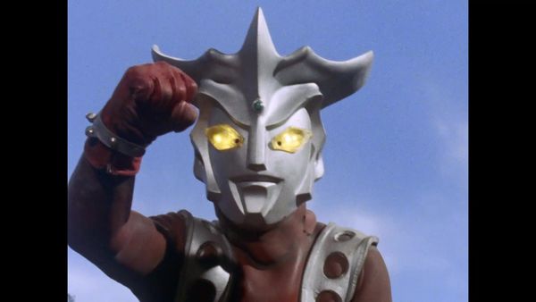 Ultraman Leo - Terror Of The Saucer Race Series - Leo Is in Danger! The Assassin Is A Flying Saucer