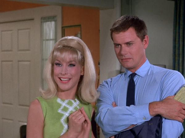 I Dream Of Jeannie - Mi maestro, el magnate rico