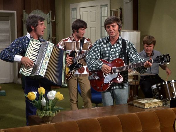 I Dream Of Jeannie - Jeannie, la hippie