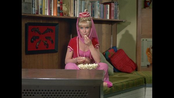 I Dream Of Jeannie - Mi maestro encendido