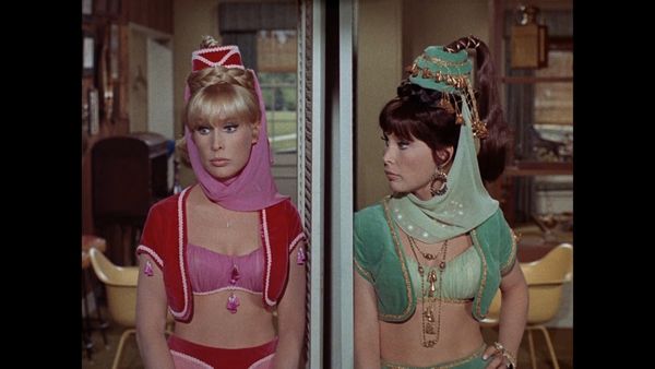 I Dream Of Jeannie - Jeannie  o el tigre
