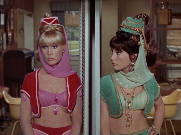 I Dream Of Jeannie - Jeannie  o el tigre