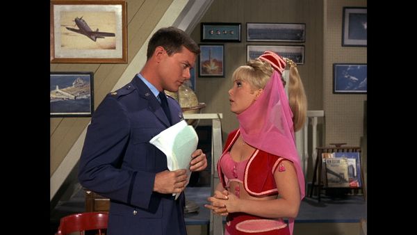 I Dream Of Jeannie - Mi maestro, el soltero oscilante