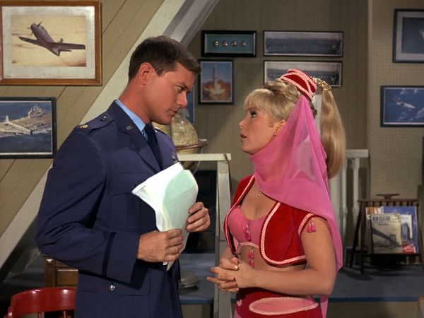 I Dream Of Jeannie - Mi maestro, el soltero oscilante