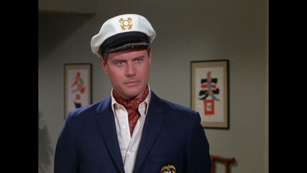 I Dream Of Jeannie - Mi pobre maestro, el civil