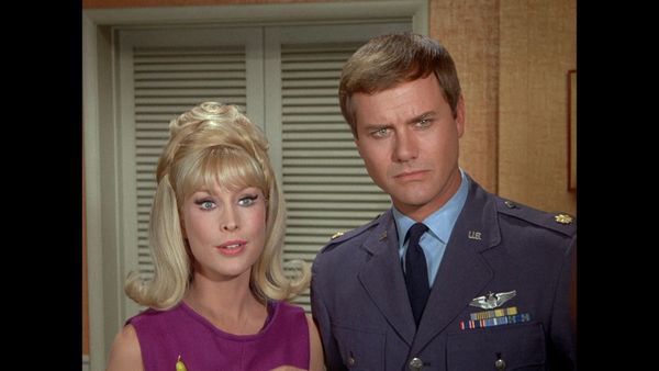 I Dream Of Jeannie - Como vencer a Superman