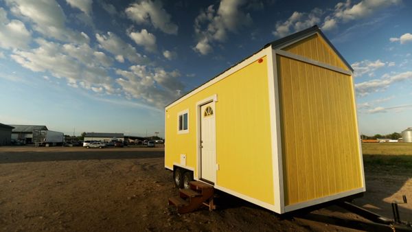 Tiny House Hunting - Tiny Home of the Kitchen Nomads