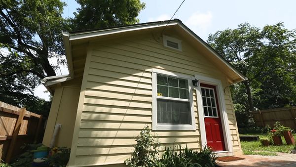 Tiny House Hunting - Tiny Retreat in Kansas City