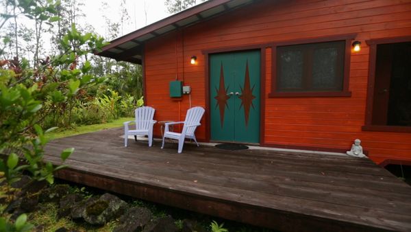 Tiny House Hunting - Living Tiny on Hawaii's Big Island