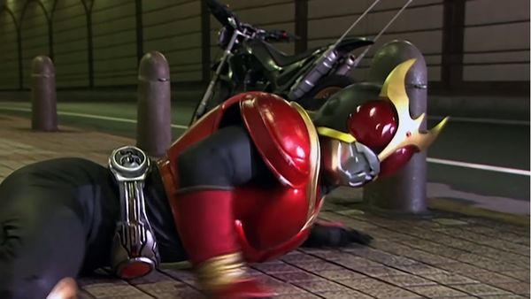 Kamen Rider Kuuga - Uneasiness
