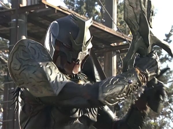 Kamen Rider Kuuga - Archenemy
