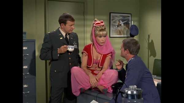 I Dream Of Jeannie - La chica que nunca tuvo un cumpleaños - Parte I