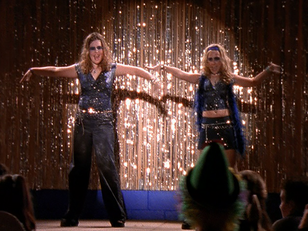 Degrassi: la nueva generación - Cabaret