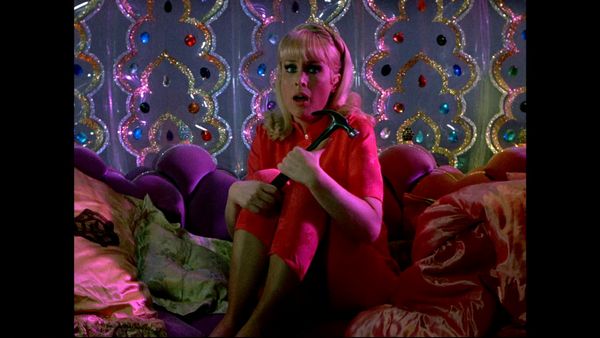 I Dream Of Jeannie - Mi amo, el caza fantasmas