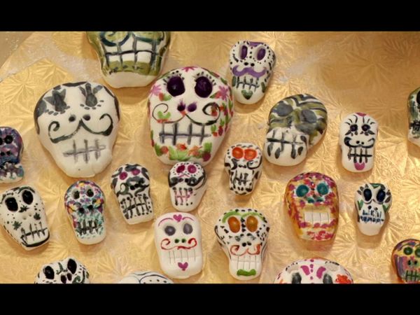 Amazing Wedding Cakes - Day of the Dead Wedding Cake, Champagne Wedding Cake, Surprise Engagement Cake