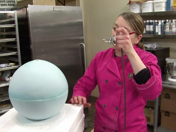 Amazing Wedding Cakes - Globe, Jewels and Opposites cakes