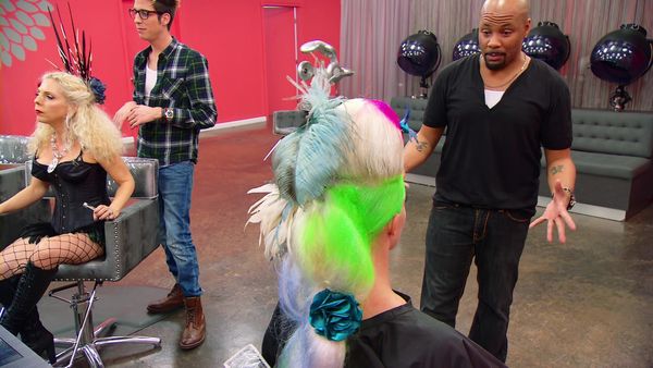 L.A. Hair - Drinking and Weaving