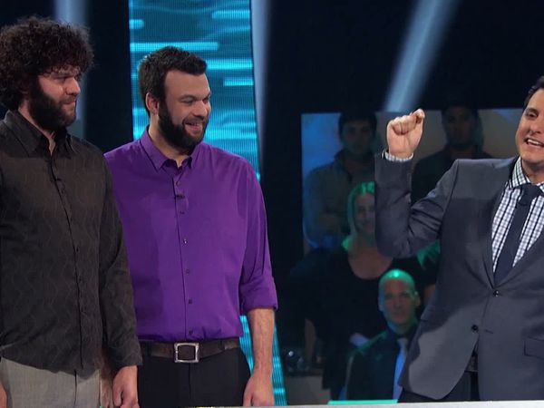 Idiotest - Twin Brothers vs. Best Friends