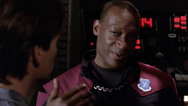 Gene Roddenberry's Andromeda - The Lone and Level Sands