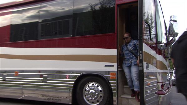 Mary Mary - Tina's Tour Troubles