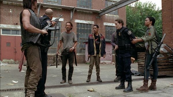 The Walking Dead en español - Colapsados