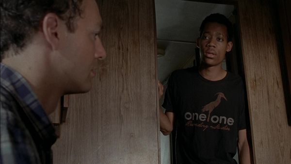 The Walking Dead en español - La Distancia