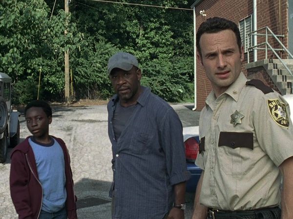 The Walking Dead en español - Los Viejos Tiempos