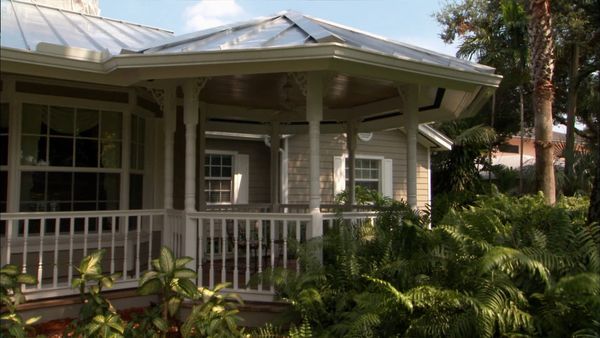 Ugliest House On The Block - The Izquierdos