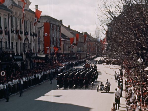 The Hitler Chronicles - The Statesman