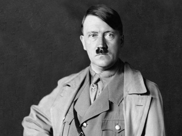 The Hitler Chronicles - A Sad Puppy And A Private