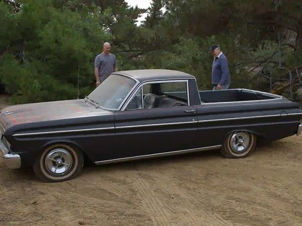 Full Custom Garage - Two Falcons Part 1