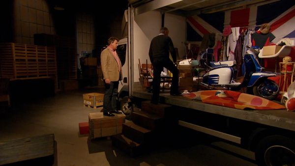 Storage: Flog the Lot! - Episode 3