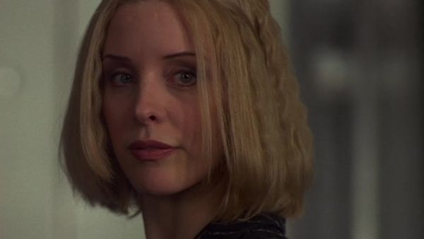 Earth: Final Conflict - One Taelon Avenue