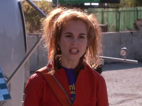 Earth: Final Conflict - Street Chase