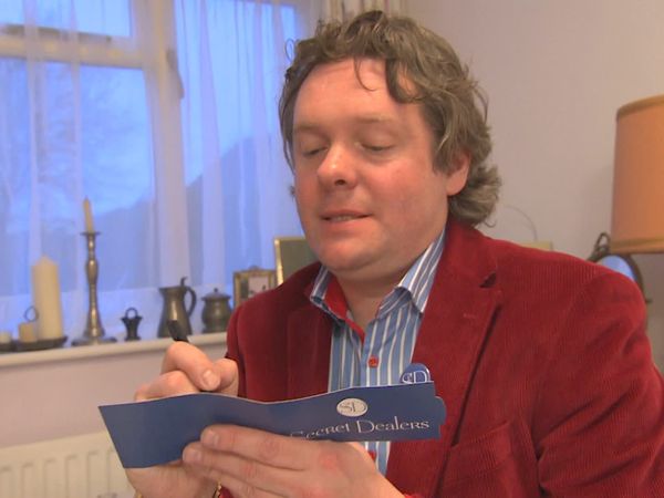 Secret Dealers - Episode 9
