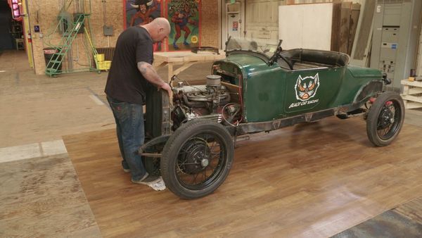 Full Custom Garage - Funky Junk