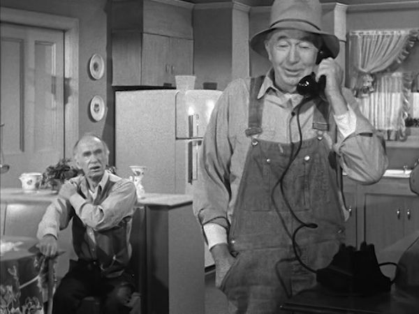 The Real McCoys - The Good Neighbor Policy