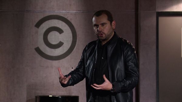 Comedy Central Stand Up: Colombia - Comedy Central Stand Up: Colombia: Ricardo Quevedo (S1E101)