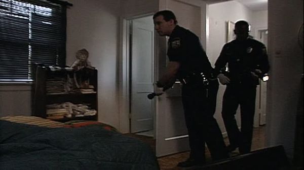 The New Detectives - Firmado con Sangre