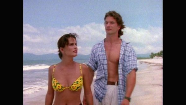 Acapulco H.E.A.T. - Code Name: Dream Girl