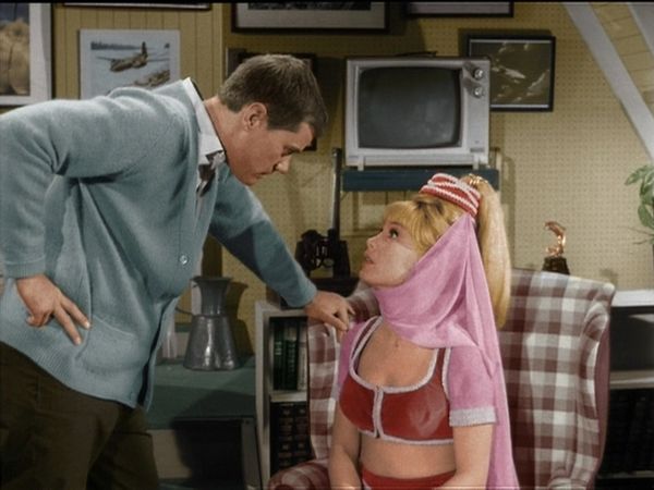 I Dream Of Jeannie - Demasiados Tonys