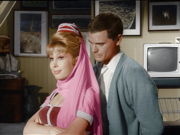 I Dream Of Jeannie - ¿Qué fue de Baby Custer?