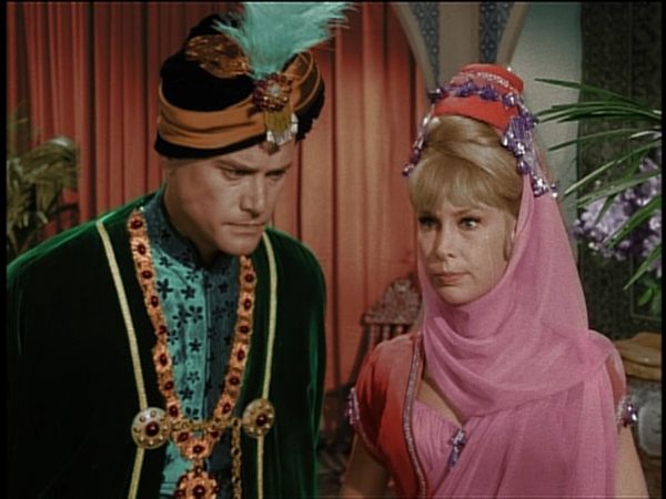 I Dream Of Jeannie - ¿Mi héroe?