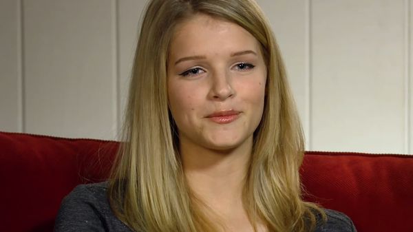 Bringing Up Bates - One Cap, Two Gowns?