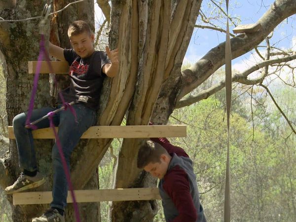 Bringing Up Bates - He Said, She Shed