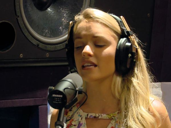 Bringing Up Bates - Bates Dish It Out