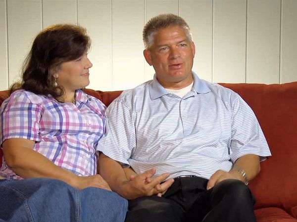 Bringing Up Bates - Addee & Ellie’s Pool Party